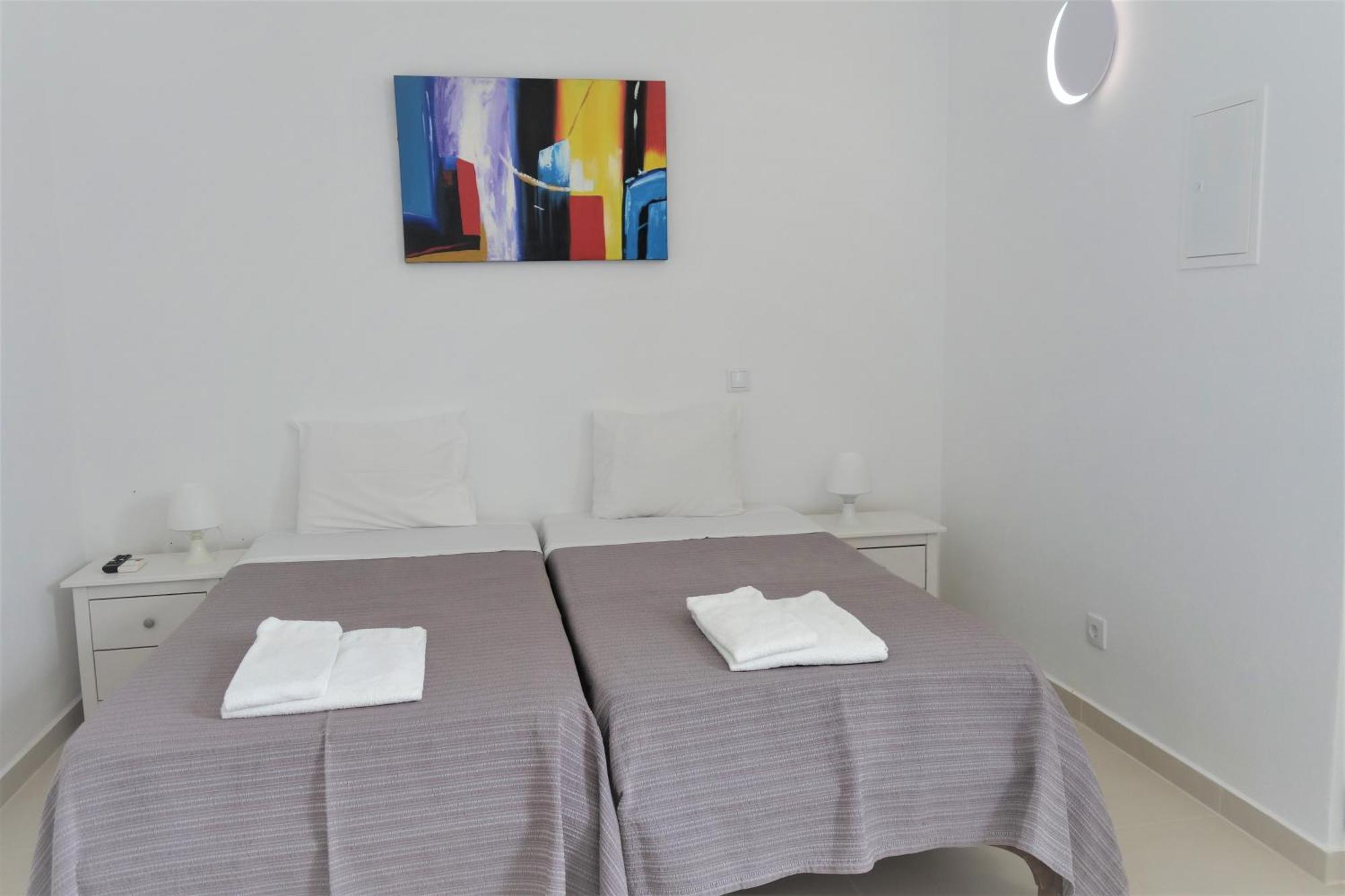 Apartamentos Pinhao Lagos Oda fotoğraf